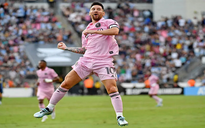 messi cao bao nhieu tieu su va su nghiep vi dai cua goat