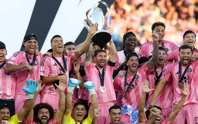 messi cao bao nhieu tieu su va su nghiep vi dai cua goat