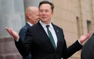 Elon Musk là ai? Gã điên đang định hình tương lai nhân loại 