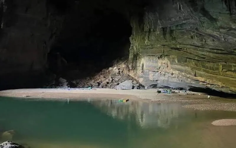 hang dong lon nhat the gioi kham pha ky quan son doong giua long quang binh