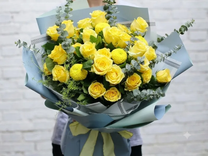 Hoa hồng vàng tượng trưng cho tình bạn chân thành và bền lâu
